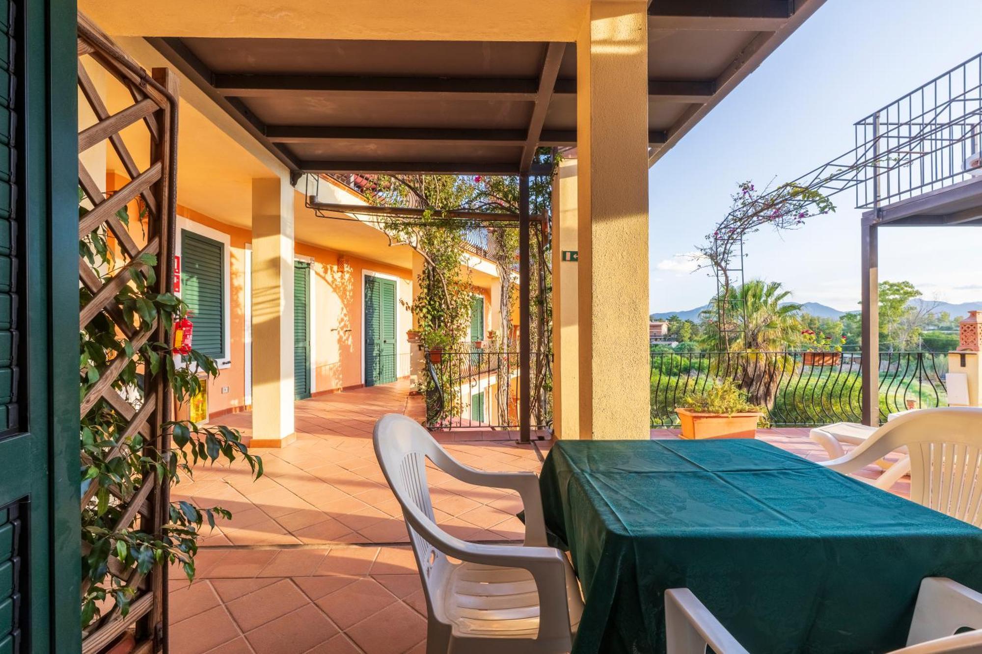 Hotel Domus De Janas Sul Mare Bari Sardo Esterno foto