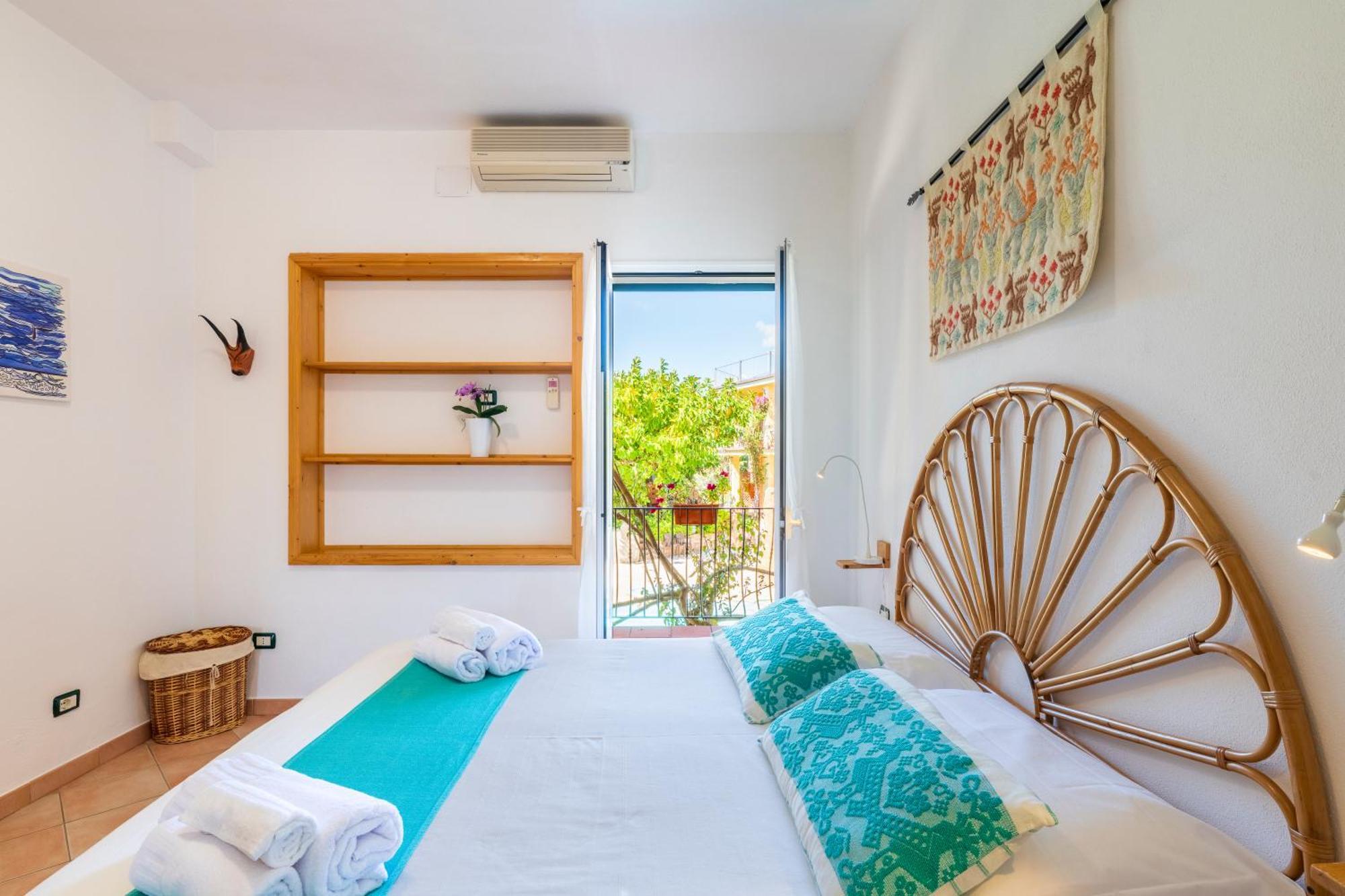 Hotel Domus De Janas Sul Mare Bari Sardo Esterno foto