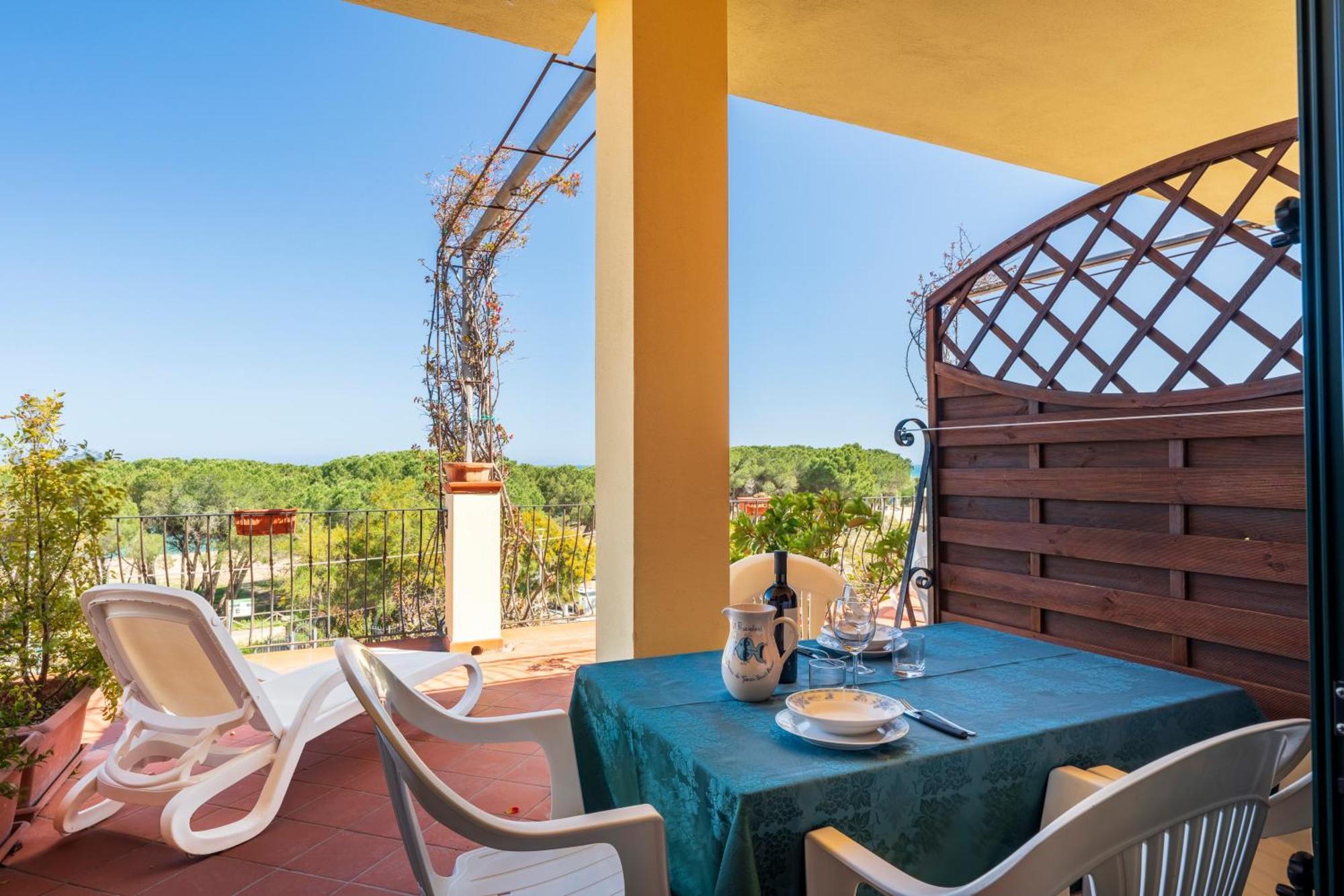 Hotel Domus De Janas Sul Mare Bari Sardo Esterno foto