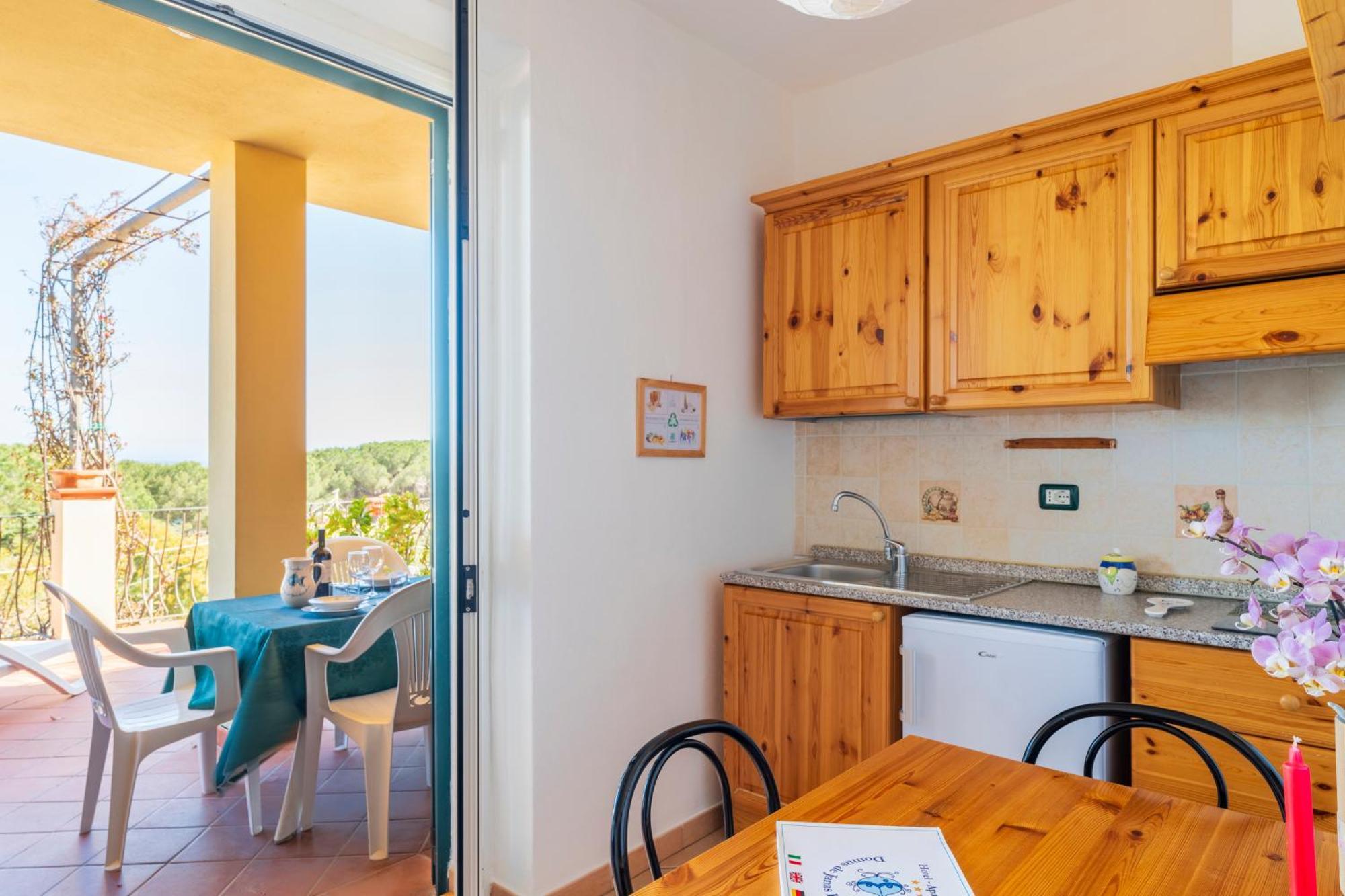 Hotel Domus De Janas Sul Mare Bari Sardo Esterno foto