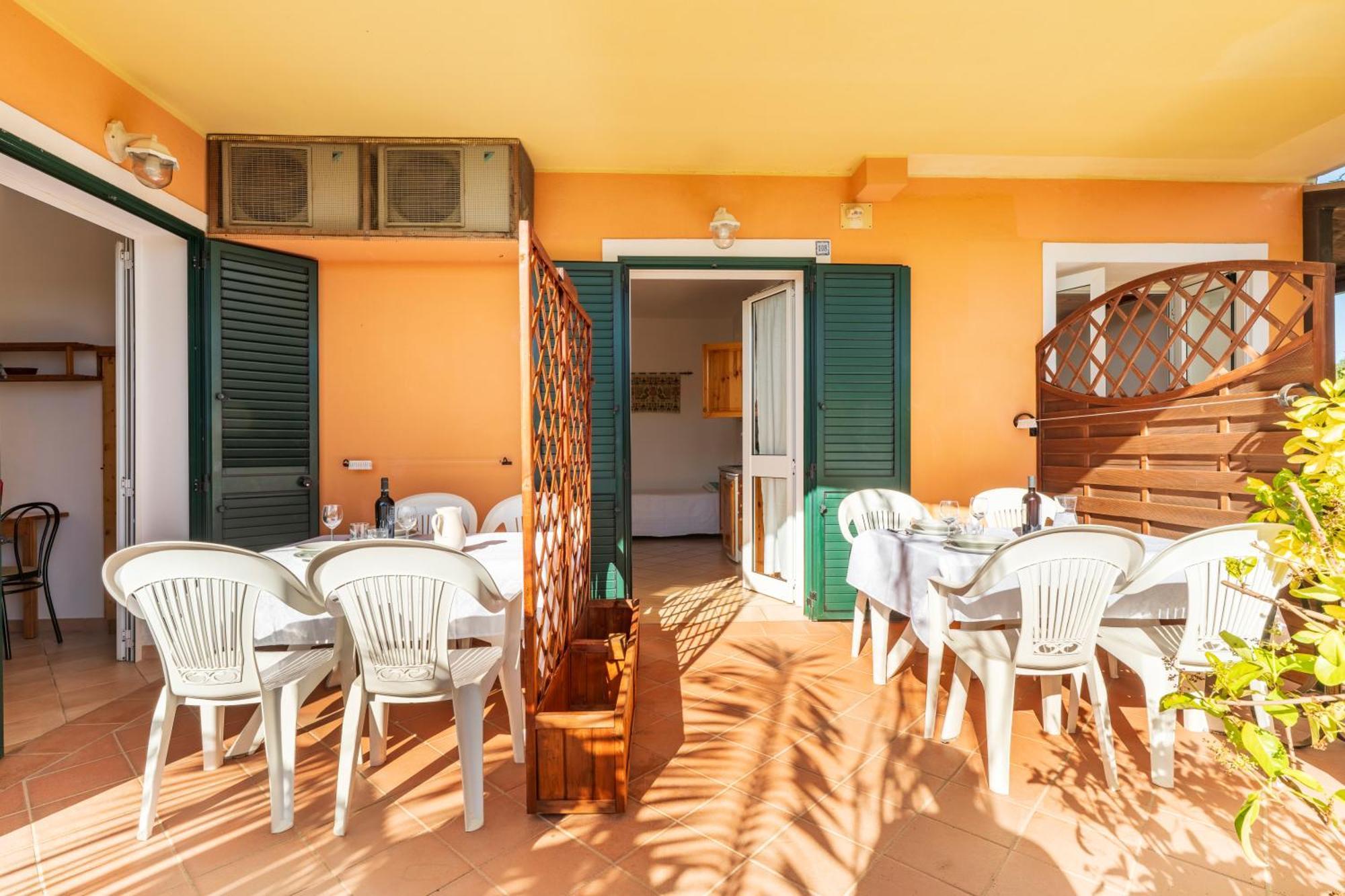 Hotel Domus De Janas Sul Mare Bari Sardo Esterno foto