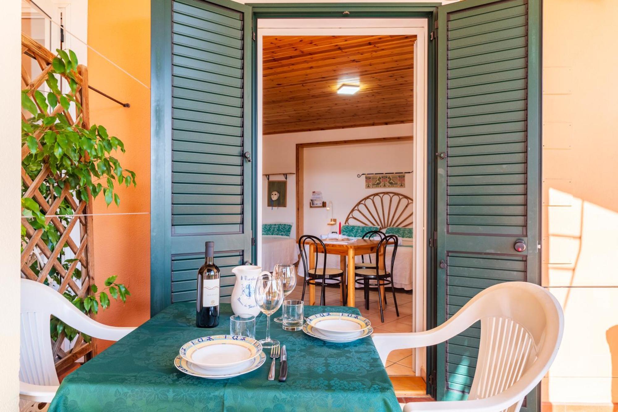 Hotel Domus De Janas Sul Mare Bari Sardo Esterno foto